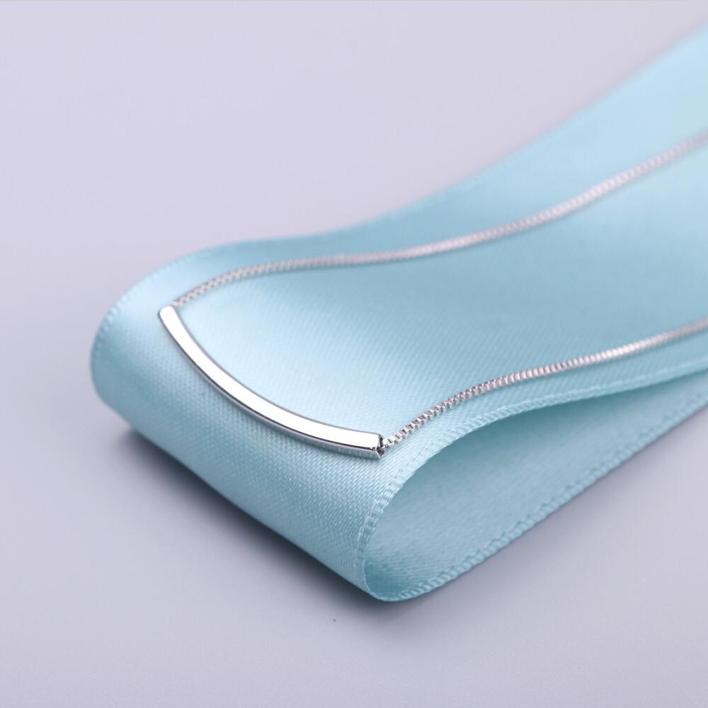 Aura Minimalist silver choker
