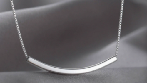Aura Minimalist silver choker