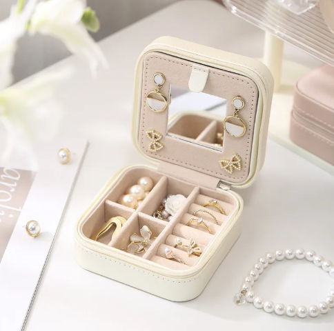 Pocket Luxe Jewelry Case