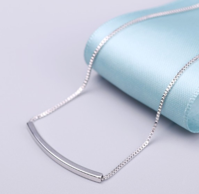 Aura Minimalist silver choker
